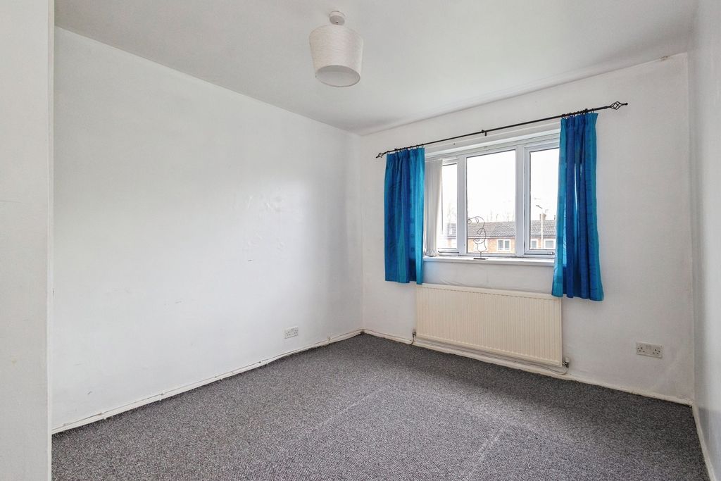 Property photo 2 of 11 Pbox-Img.Jpg