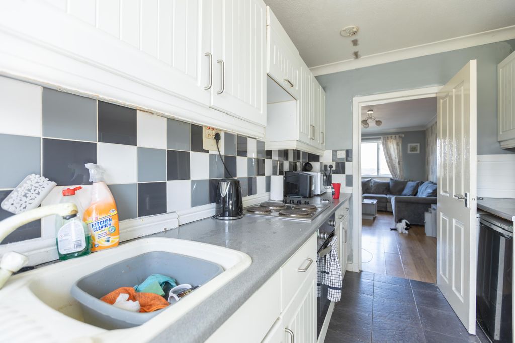 Additional image 6 of 2 bed flat for saleEllerslie Street, Johnstone PA5