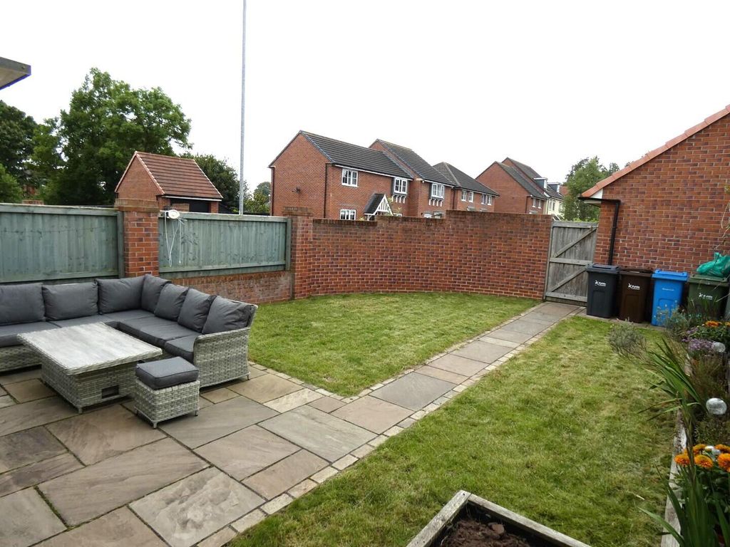 Property photo 2 of 22