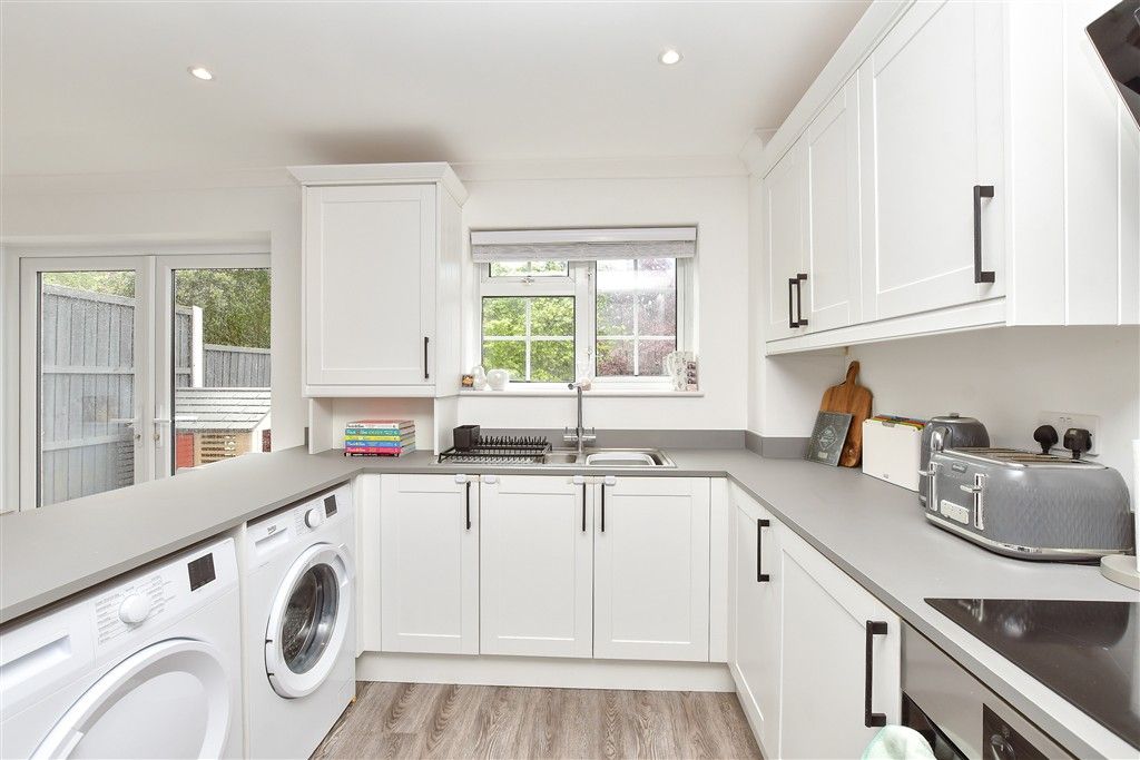 Property photo 2 of 11 Kitchen/Diner