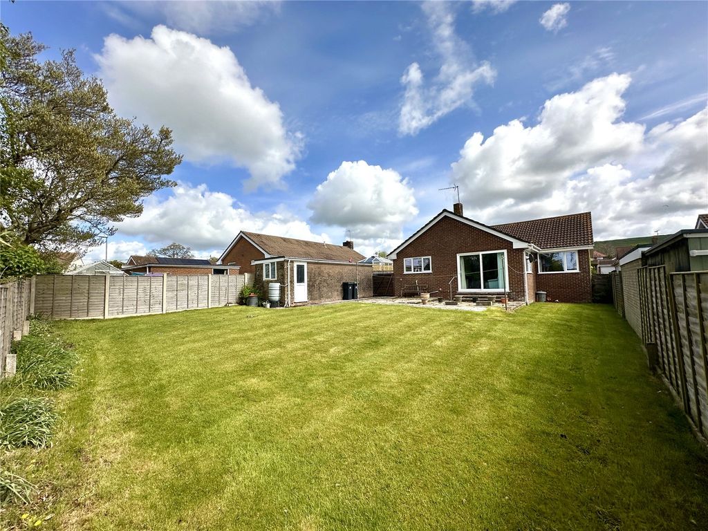 Property photo 2 of 15 Picture No. 13