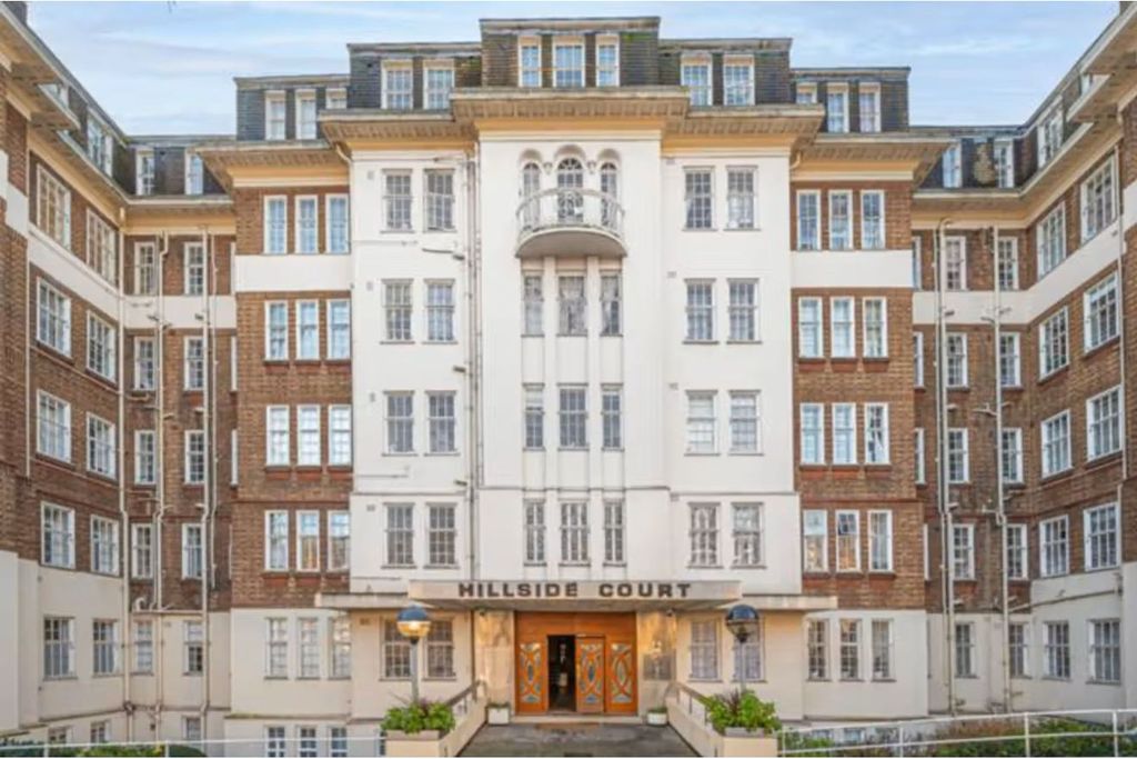 Property photo 1 of 9