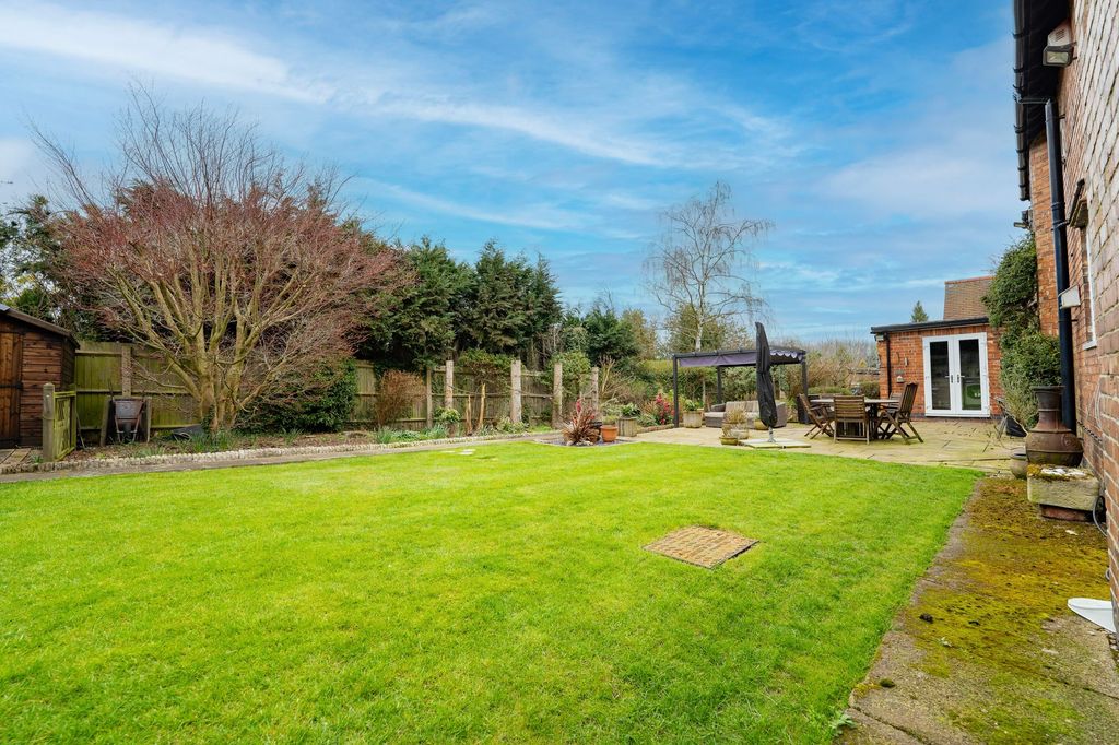 Additional image 31 of 4 bed detached house for saleField House, 184 Derby Road, Ilkeston DE7