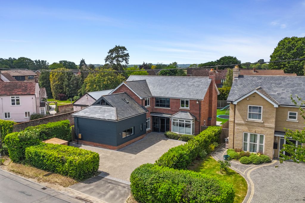 Property photo 1 of 40 Ht-Ja-Roundwood-28
