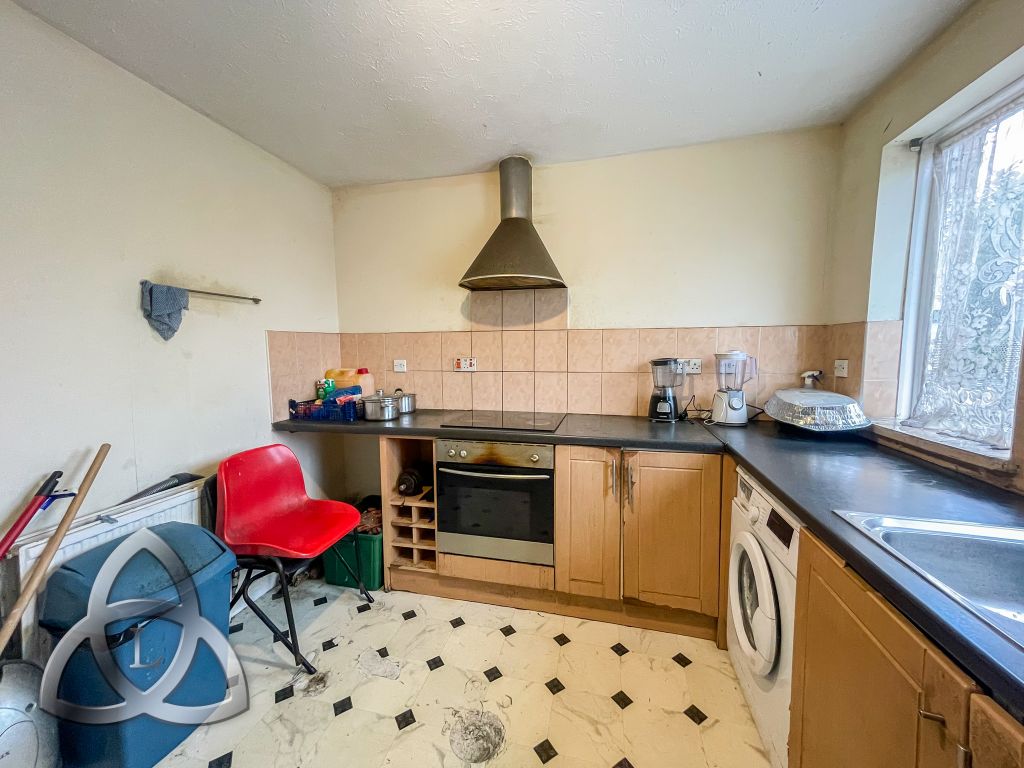 Property photo 3 of 19