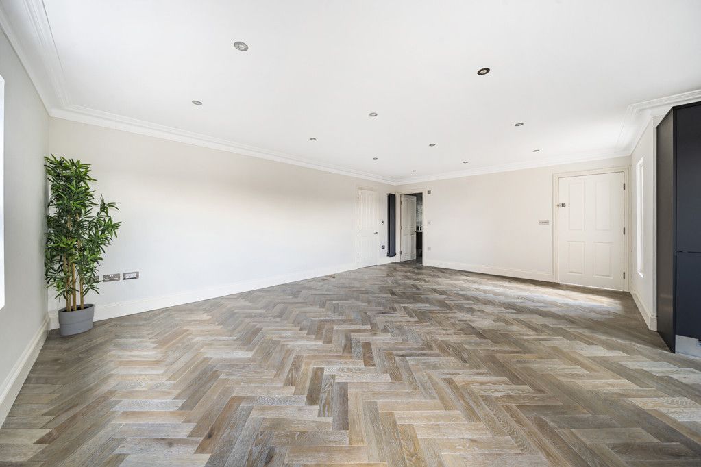 Property photo 3 of 18 1160730 (5).Jpg