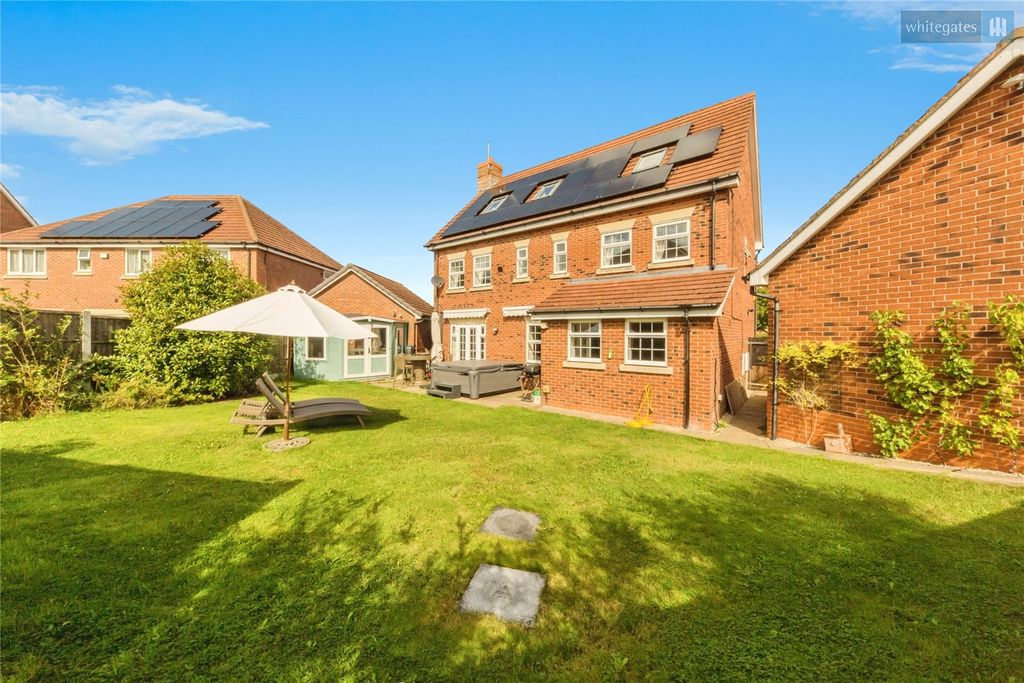 Property photo 2 of 32 Picture No. 34