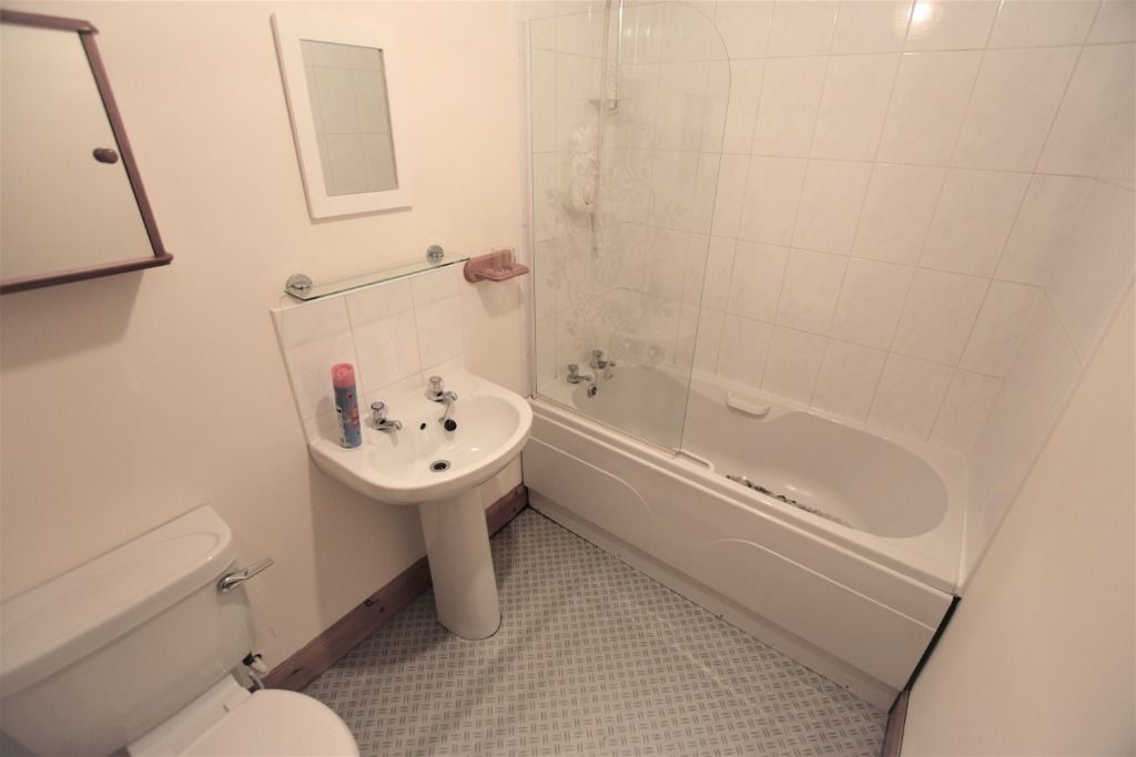 Property photo 3 of 8 Photo 3