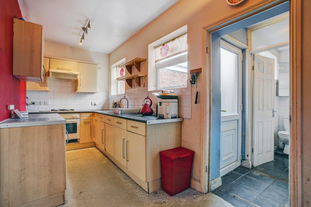 Property photo 3 of 19