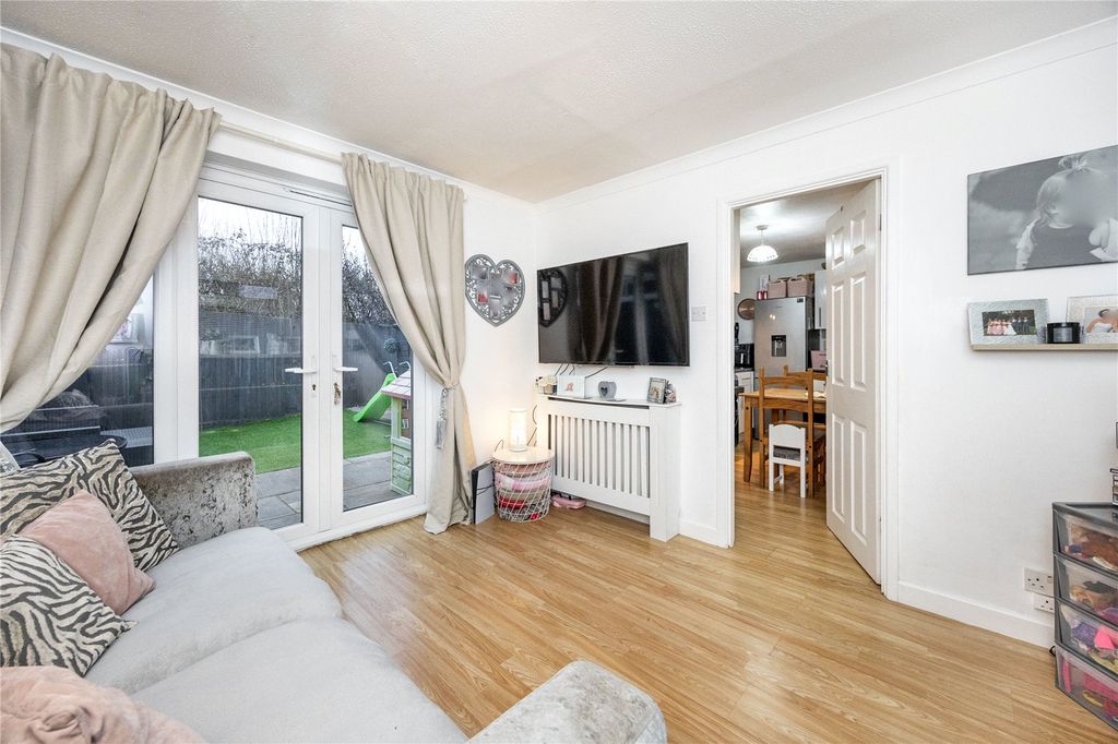 Property photo 2 of 11 Picture No. 04