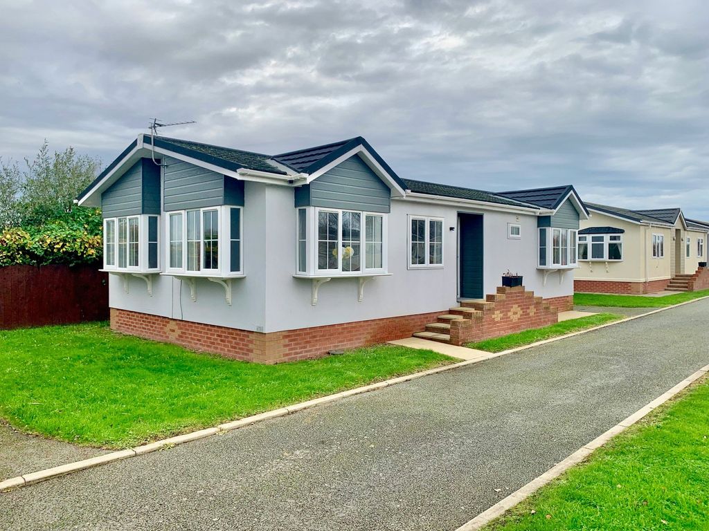 Property photo 1 of 14 Picture No. 16