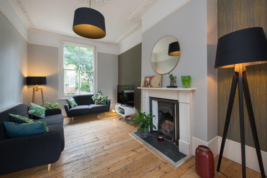 Property photo 2 of 27 Reception (2).Jpg