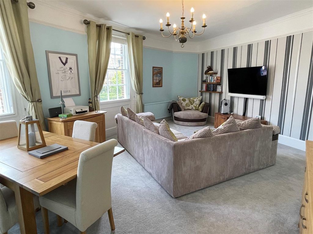 Property photo 1 of 14 Sitt - Break 1.Jpg
