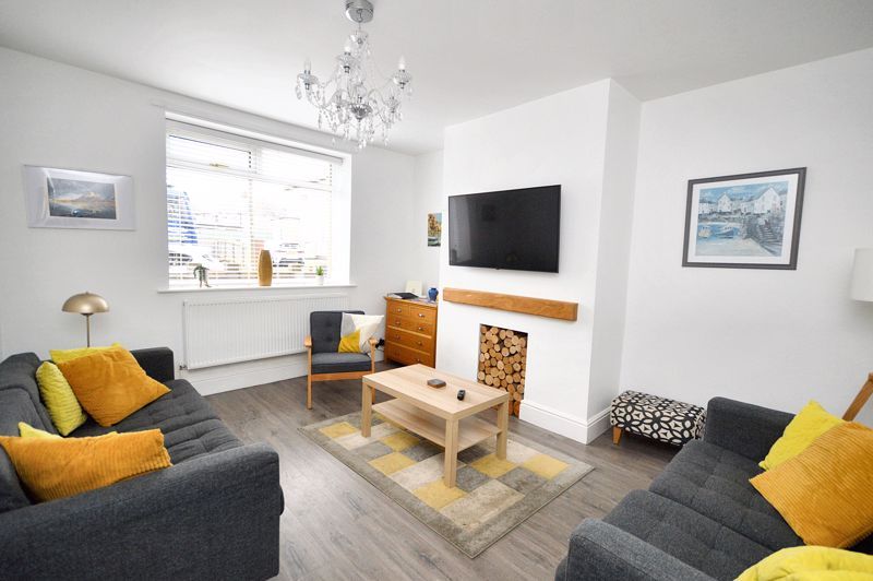 Property photo 2 of 12 Photo 1