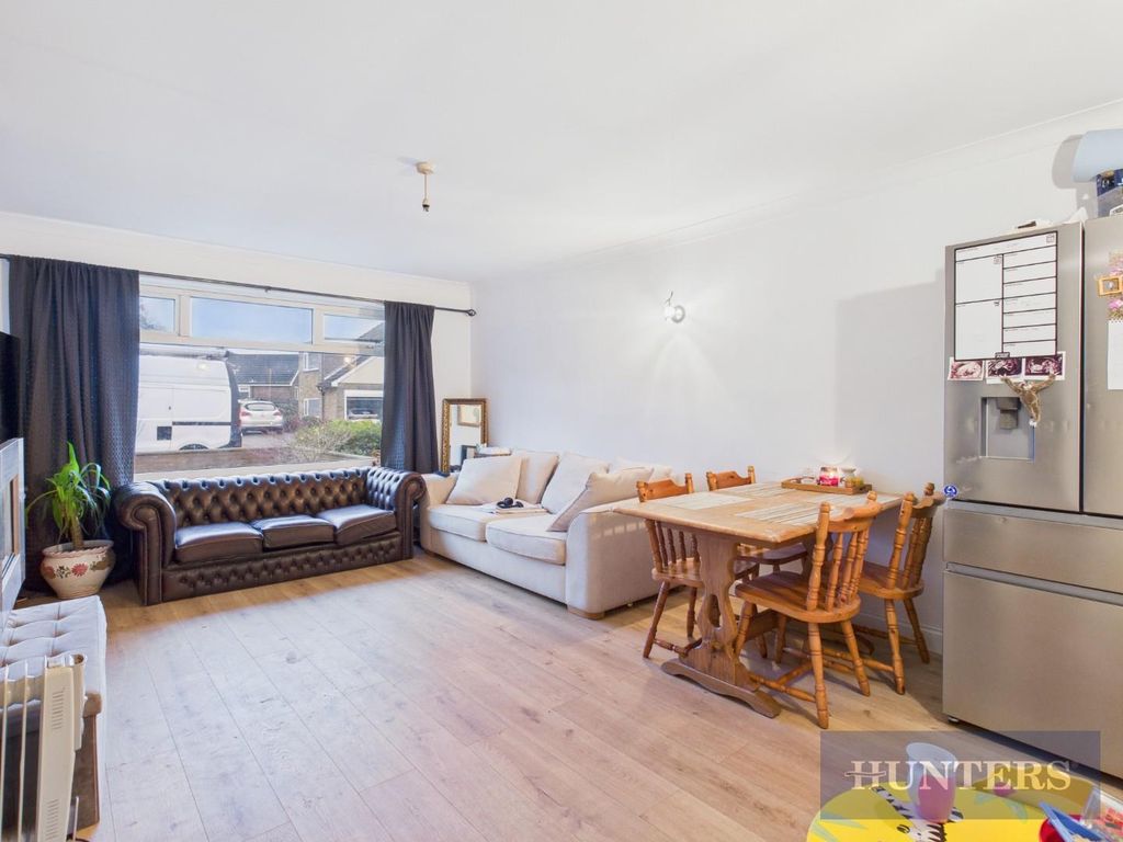 Property photo 2 of 13 Cam05316G0-Pr0299-Still001.Jpg