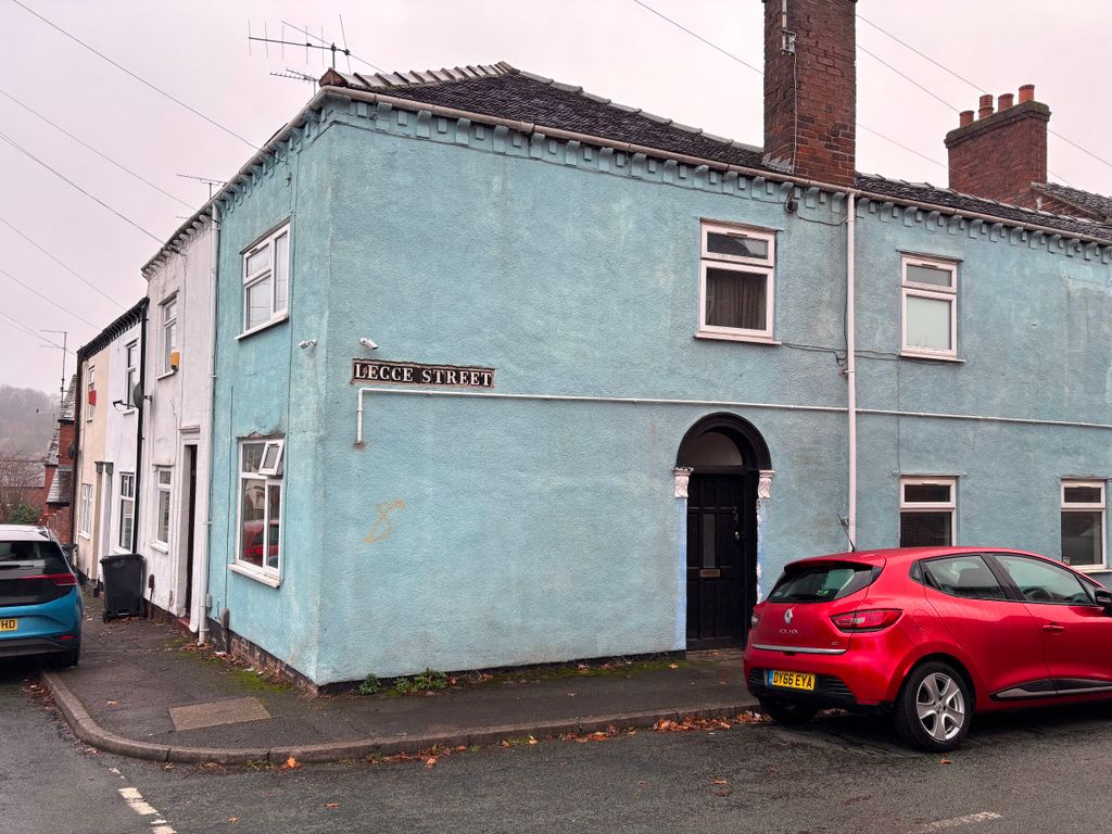 Property photo 1 of 4