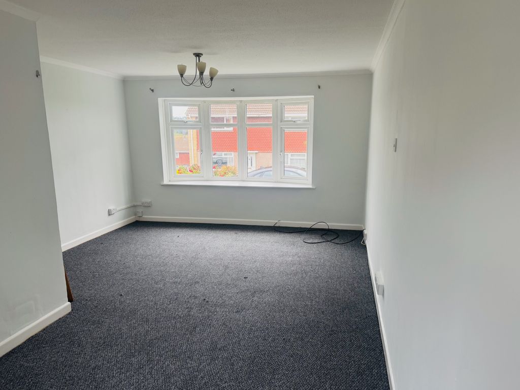 Property photo 3 of 16 Gallery