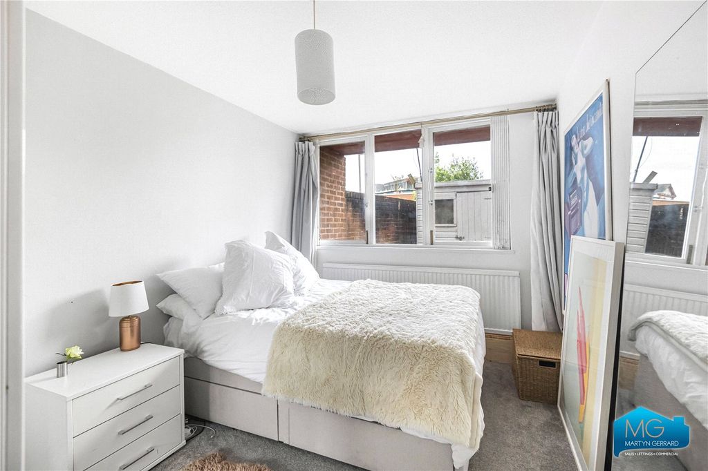 Property photo 3 of 13 Picture No. 40