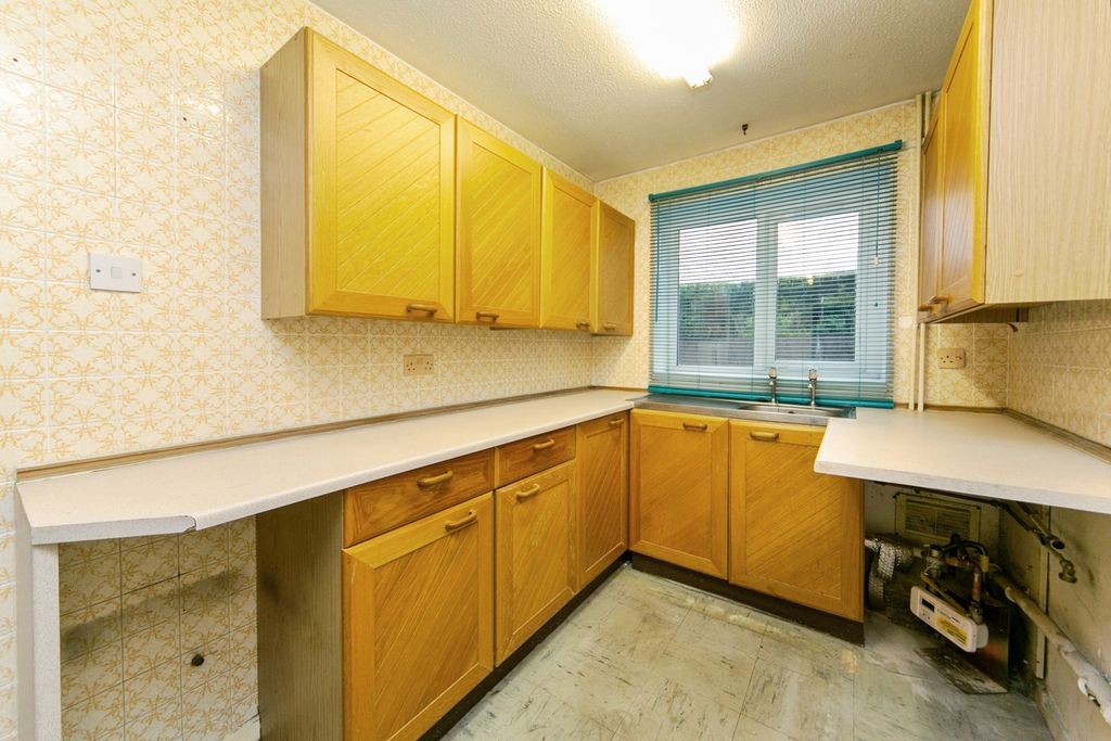 Property photo 2 of 15 Photo