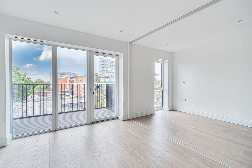 Property photo 1 of 21 1350478-5-68Cac49...