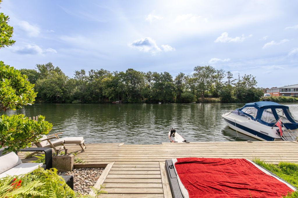 Property photo 1 of 32 5A1A8758