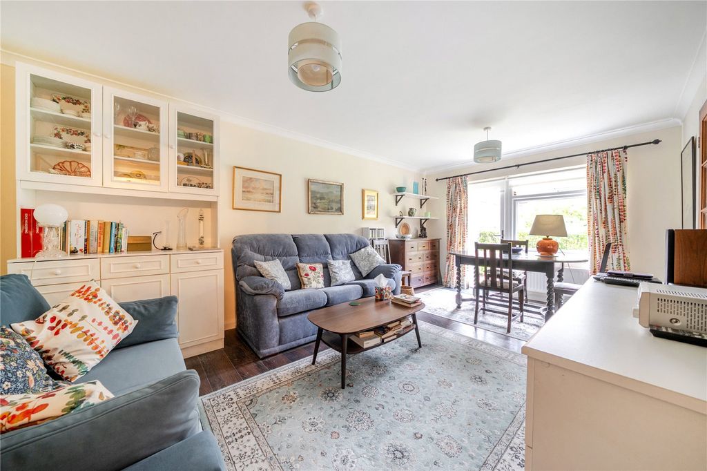 Property photo 1 of 12 Picture No. 11