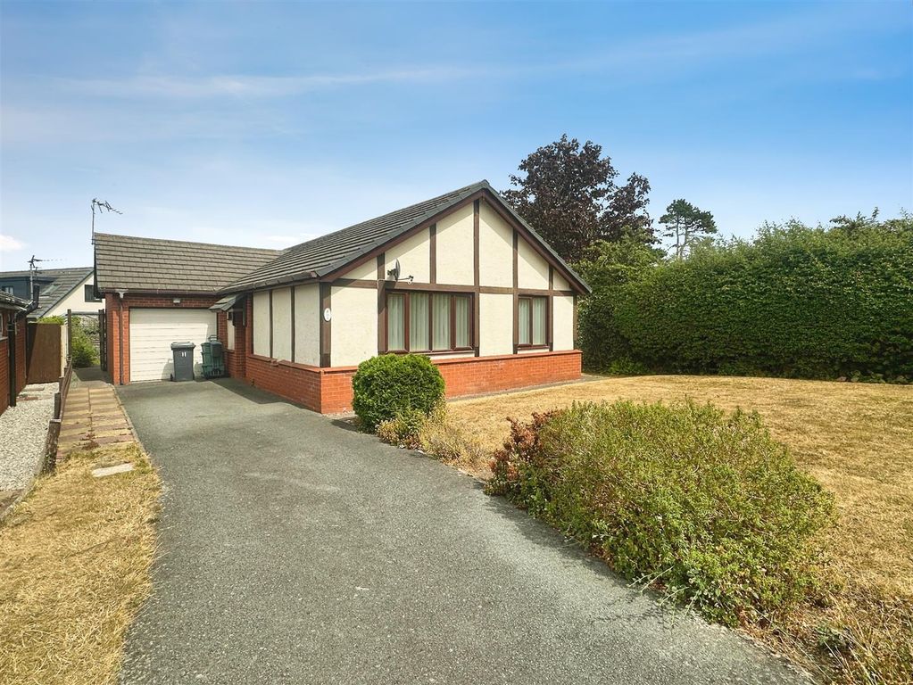 Property photo 1 of 16 Front Aspect.Jpg