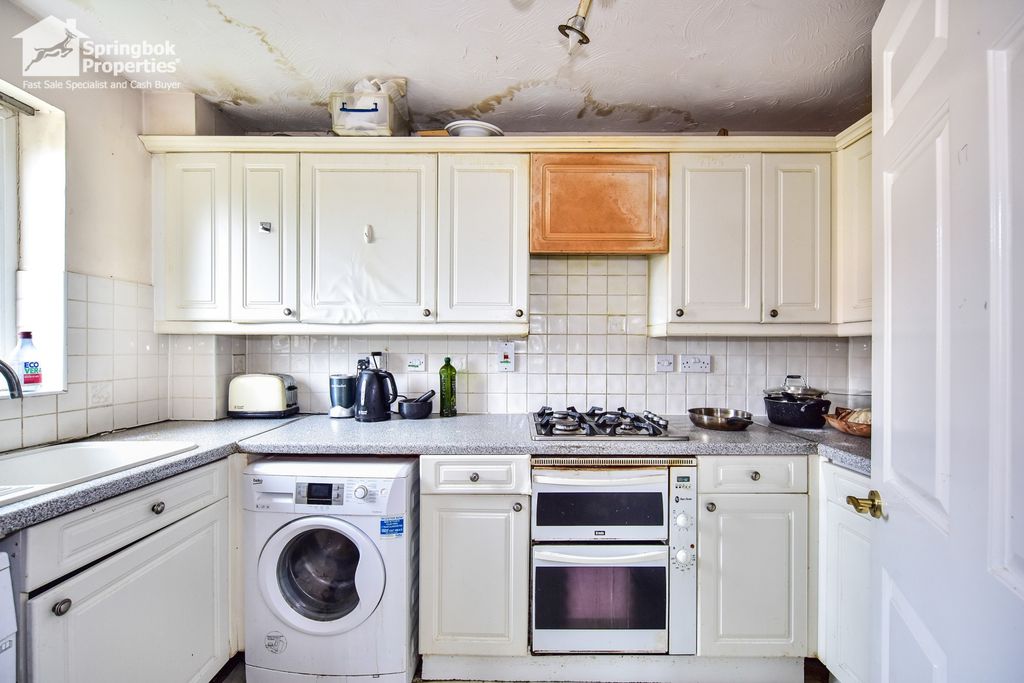 Property photo 3 of 10 Image 2