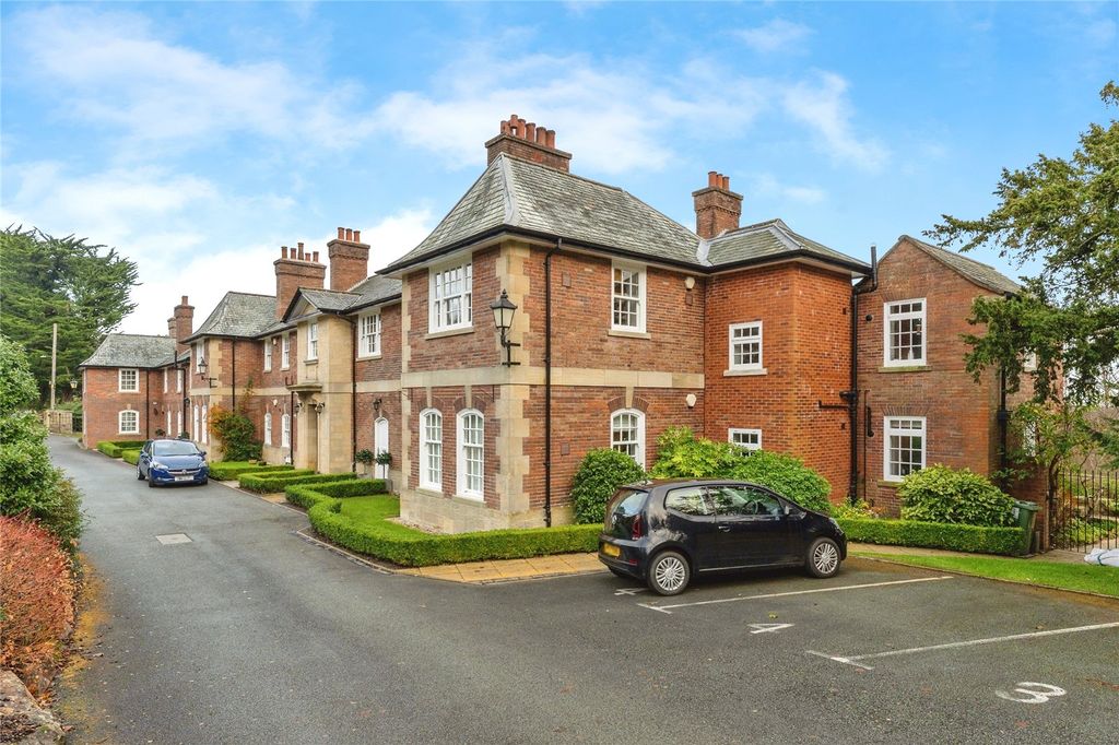 Property photo 2 of 24 Pen Y Nant