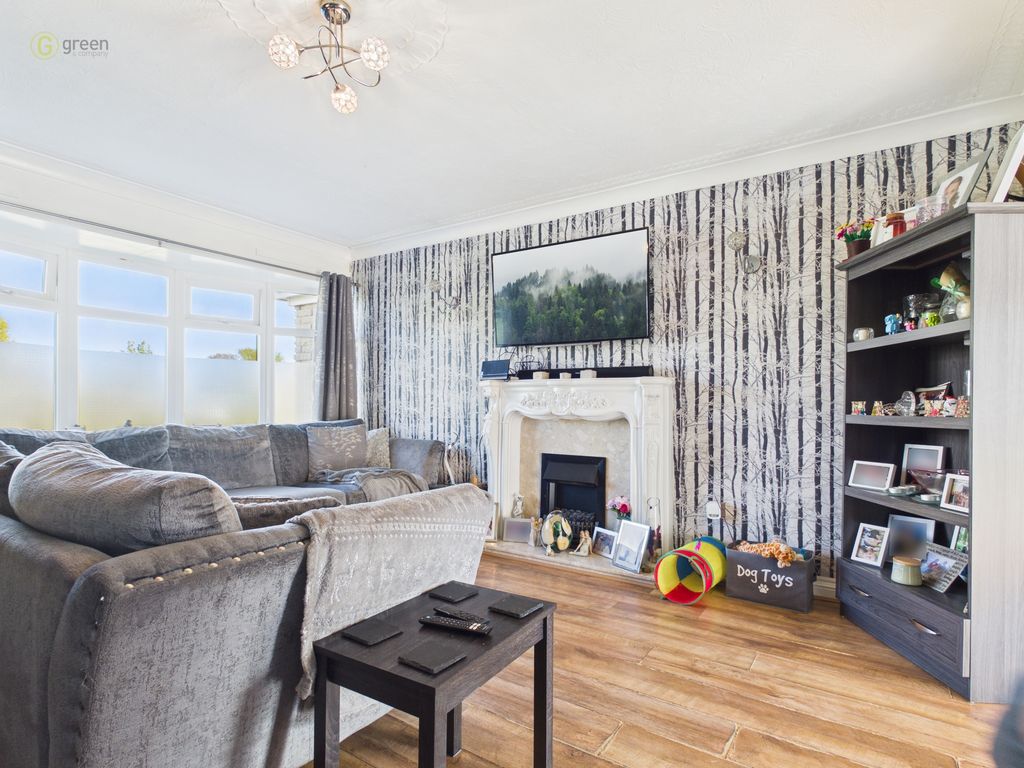 Property photo 2 of 31 Cam01332G0Pr0699Still004