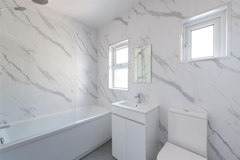 Property photo 3 of 16 Sweet Briar 3.Jpg