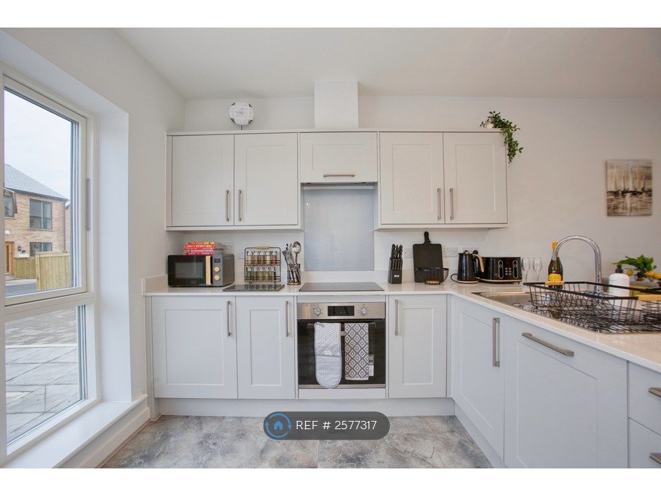 Property photo 1 of 35