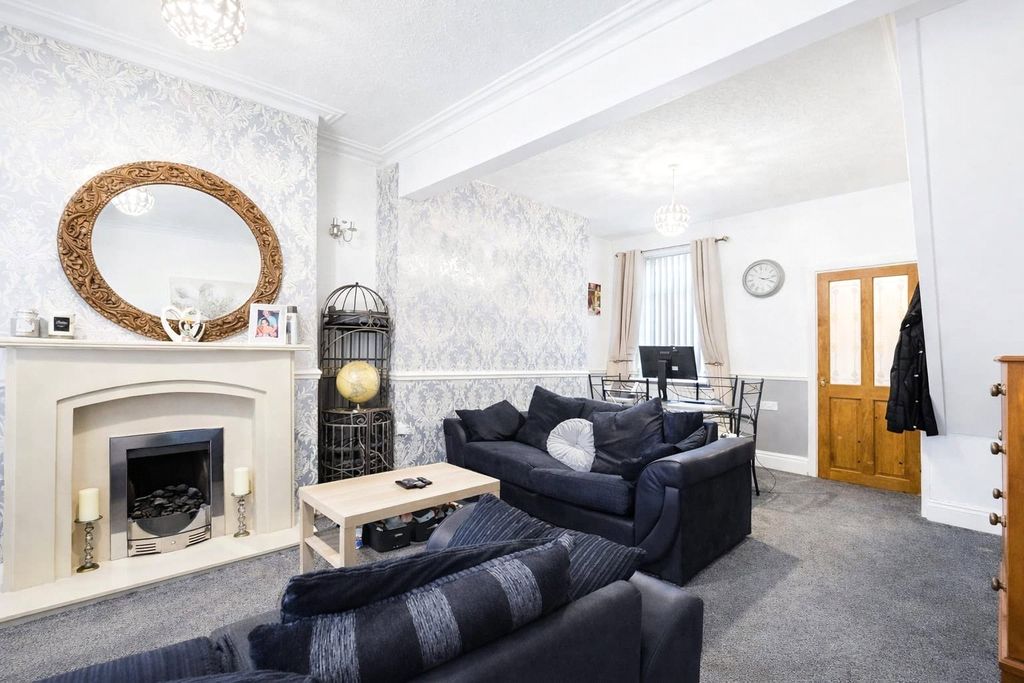 Property photo 2 of 8 Picture No. 01