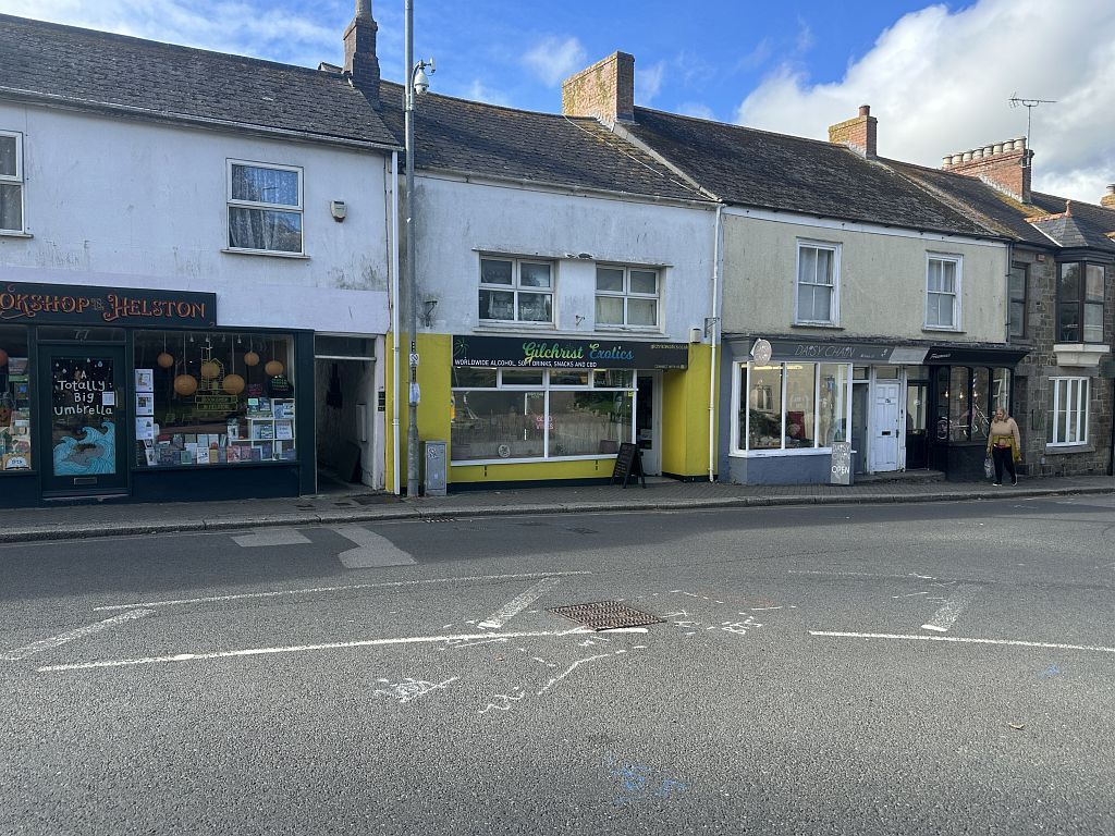 Property photo 1 of 8