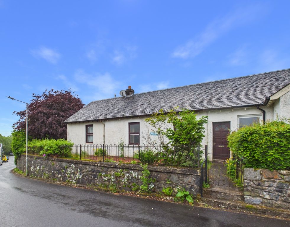 Property photo 1 of 8