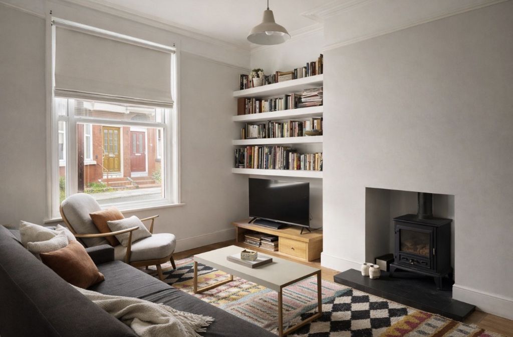 Property photo 2 of 9