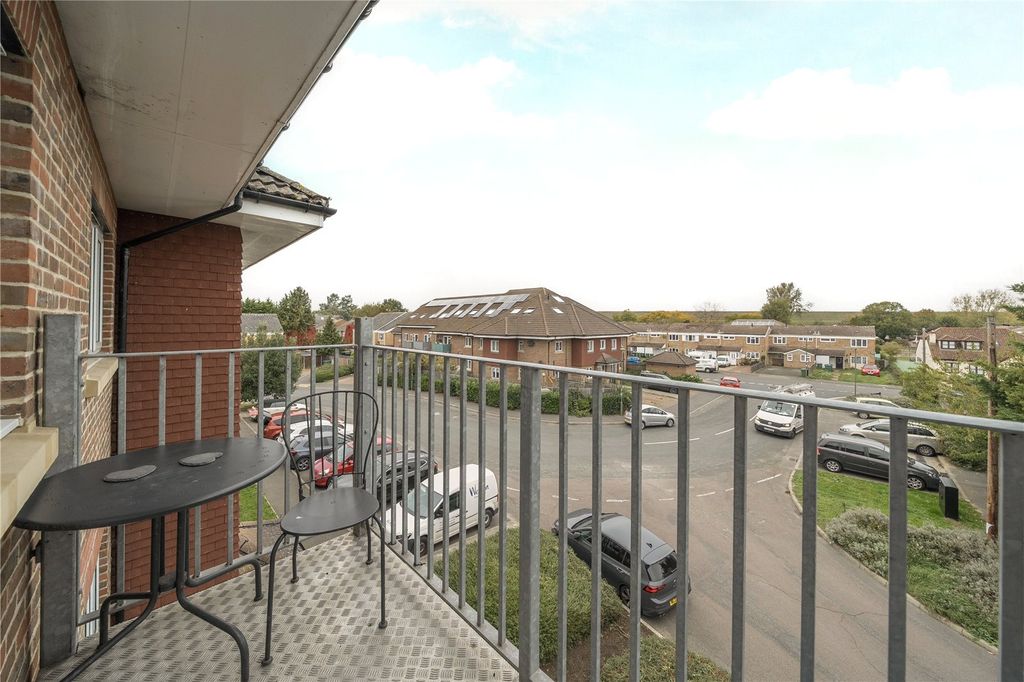 Property photo 3 of 14 Picture No. 05