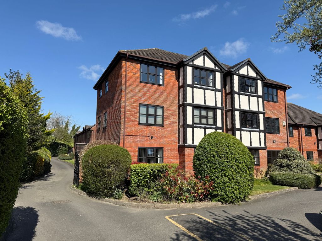 Property photo 1 of 9