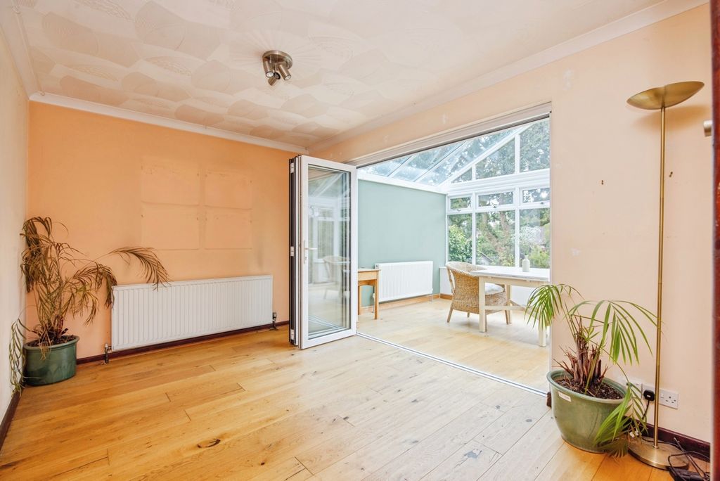 Property photo 3 of 20 Pbox-Img.Jpg