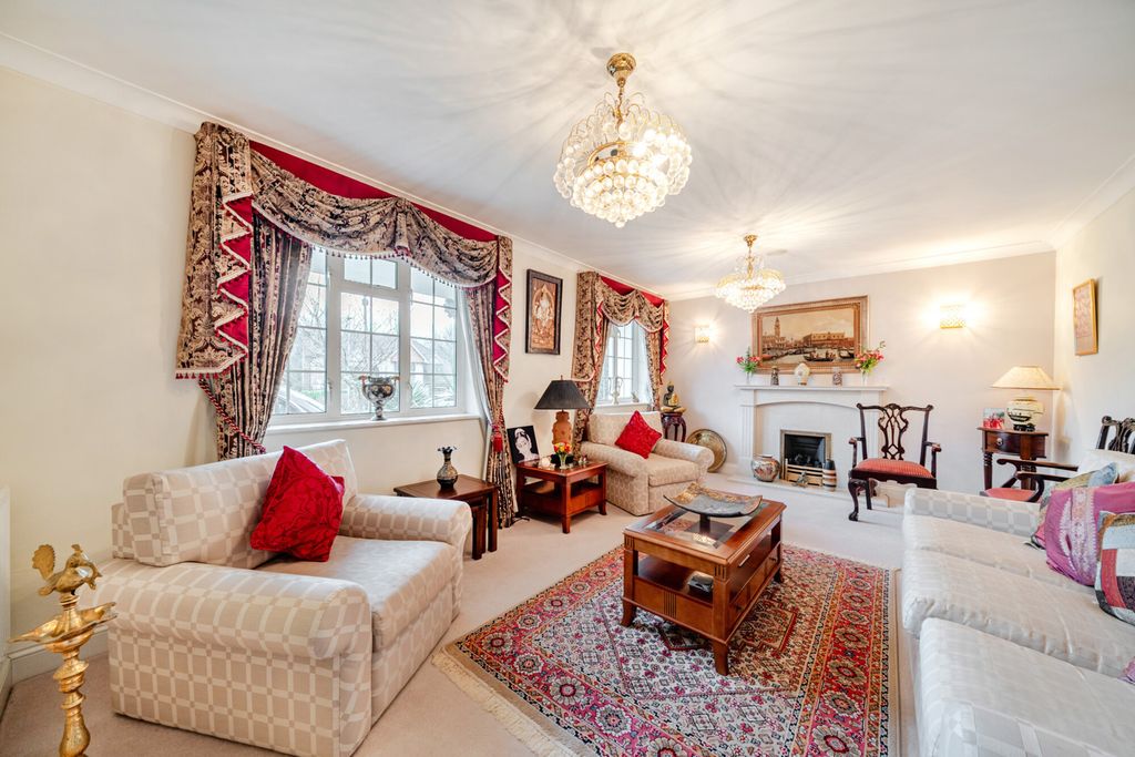 Property photo 2 of 27 1402864-31-69791A...