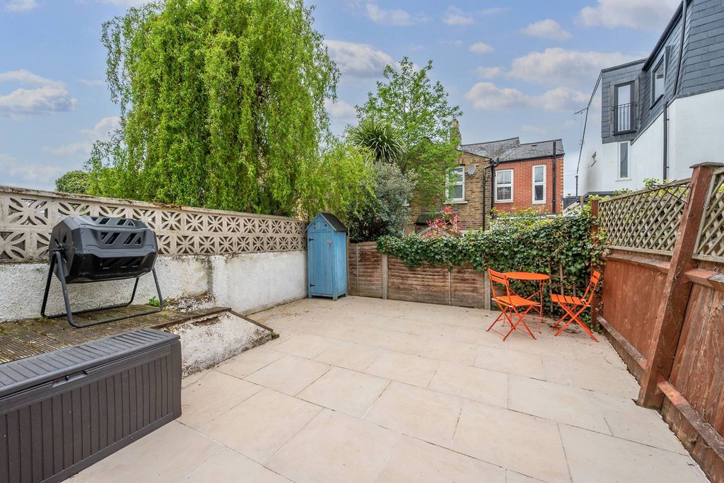 Property photo 3 of 13
