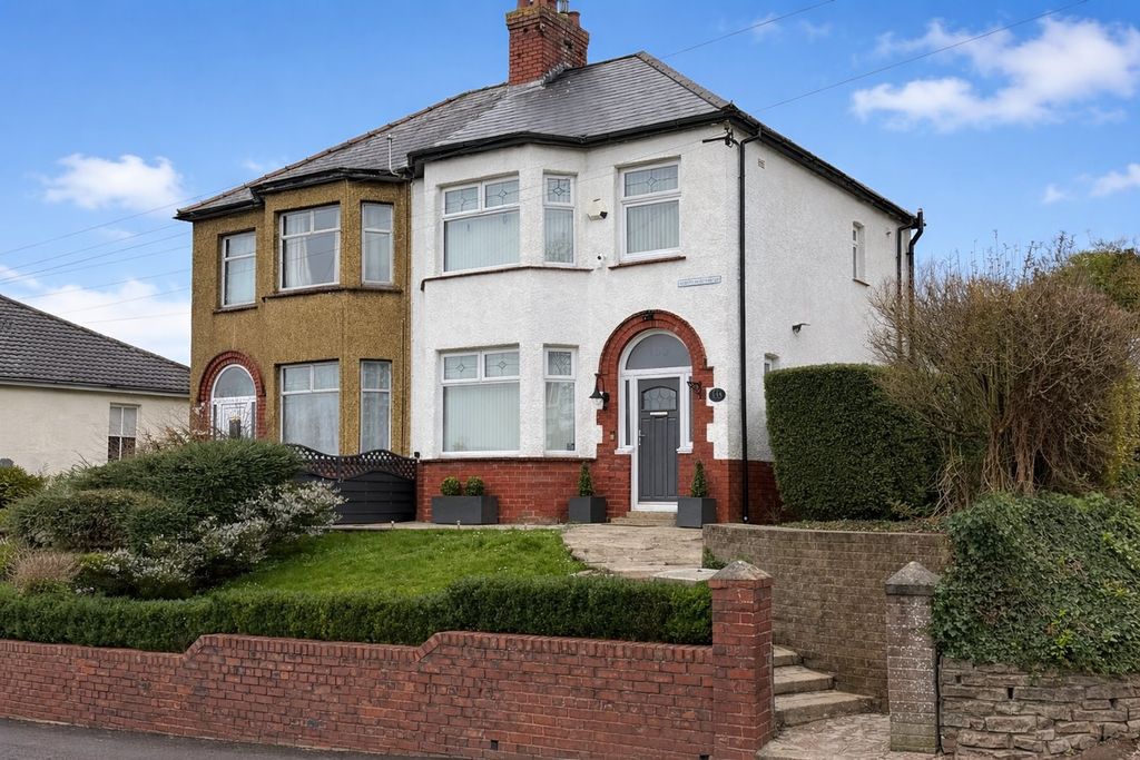 Property photo 1 of 25