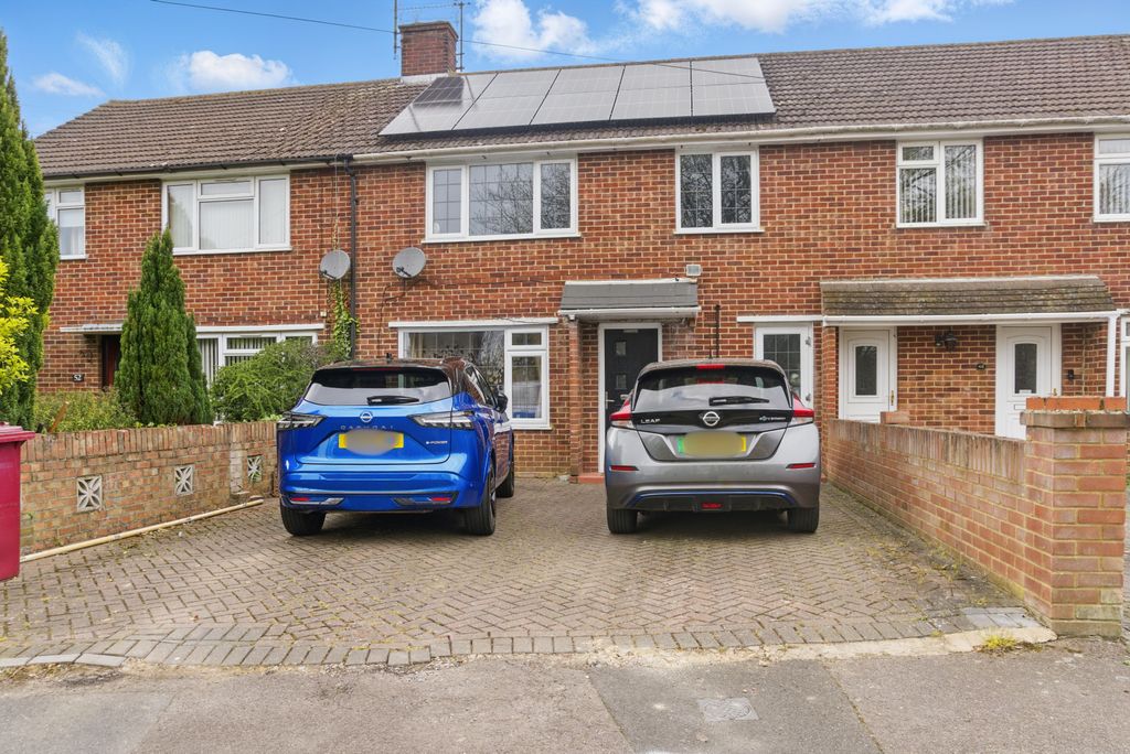 Property photo 1 of 27