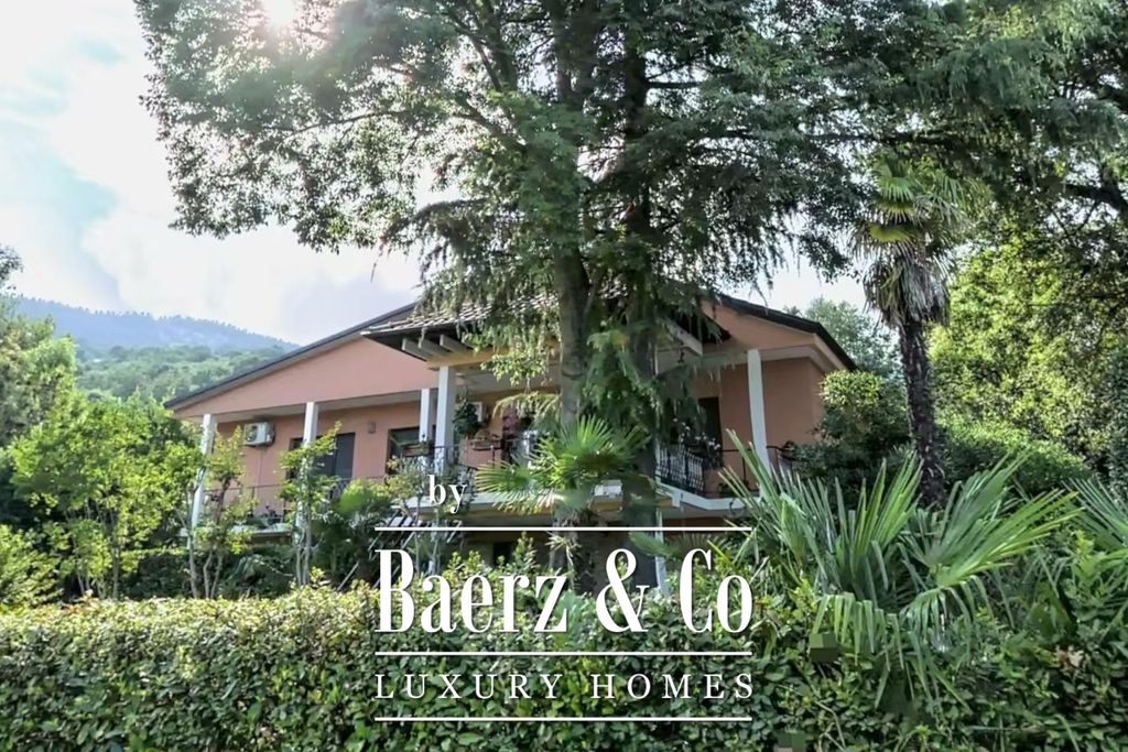 Property photo 1 of 1