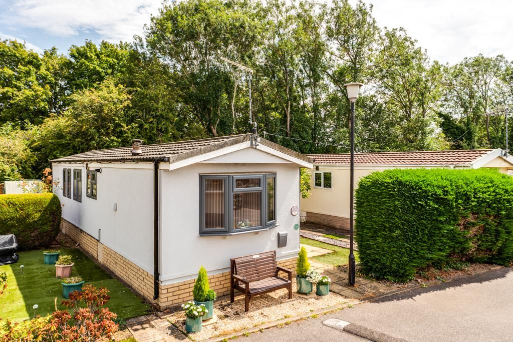 Property photo 1 of 21 24 Acorn Park, Burton Latimer (18 Of 21).Jpg