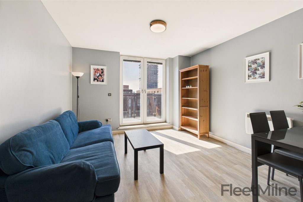 Property photo 1 of 20 Living Area
