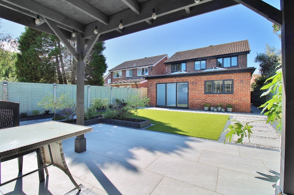 Property photo 2 of 26