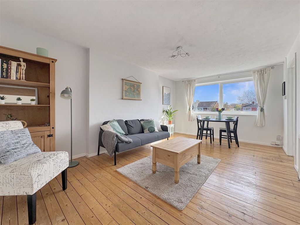 Property photo 2 of 11 37c71434855116Cf27c0Ca36De6E07399d880171.Jpg