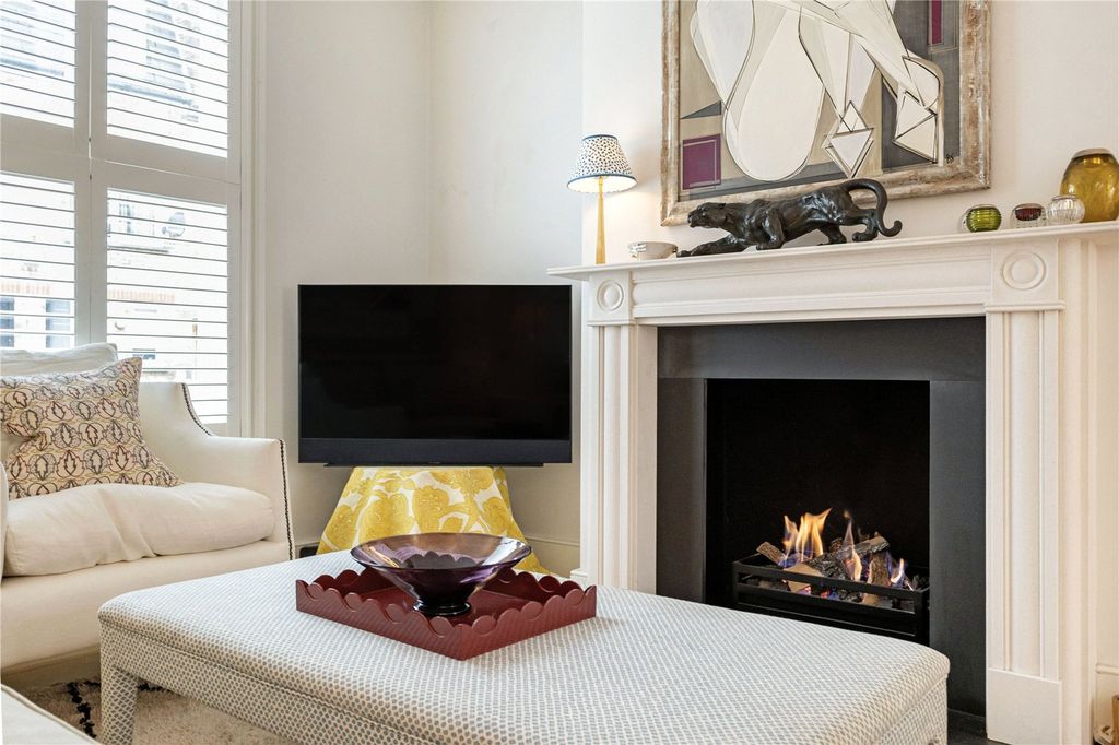 Property photo 3 of 14 Reception Room