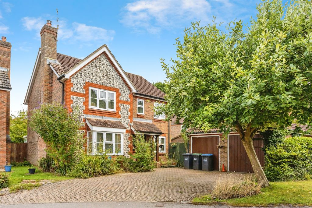 Property photo 1 of 17